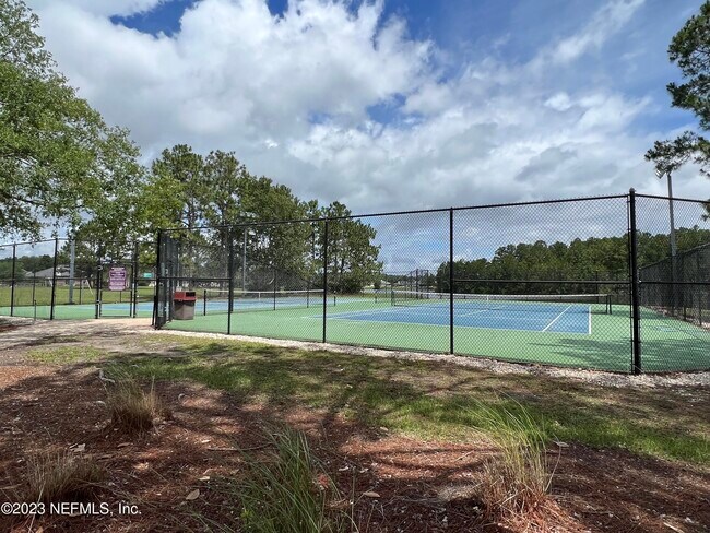 Building Photo - 8531 Longford Dr