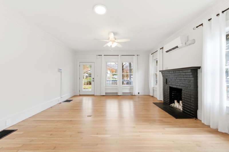 Building Photo - 1458 S Main St