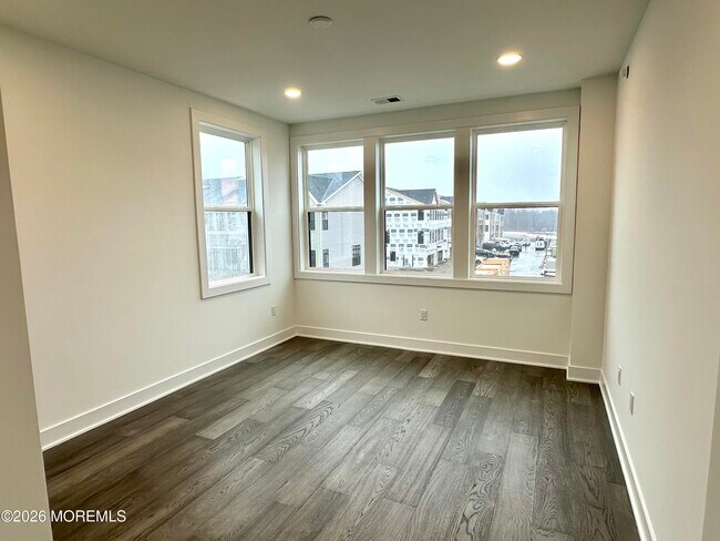 Building Photo - 50 Augustus Dr