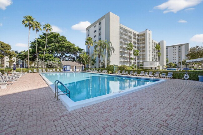 Building Photo - 2217 Cypress Island Dr