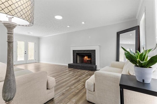 Building Photo - 1646 Desford Ct SW