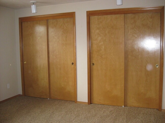 Building Photo - 2-Bedroom Duplex in Prime Corvallis Location!
