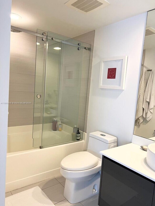 Building Photo - 31 SE 6th St