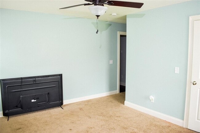 Building Photo - 312 Sherwood Trail