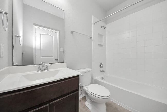 Building Photo - 4618 Terrazza Verde Dr