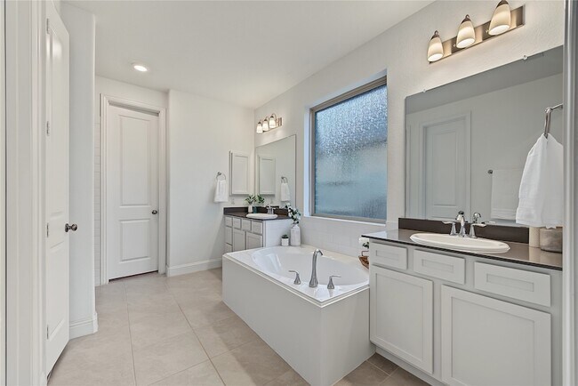 Building Photo - 4802 Albany Shores Ln