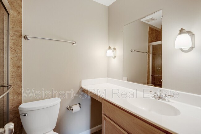 Building Photo - 1843 Fernspring Cove