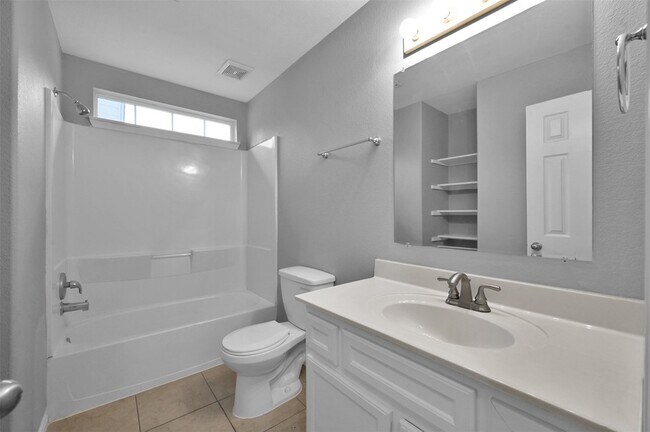 Building Photo - 164 Binnacle Ct
