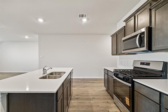 Building Photo - 3933 Limestone Blf Dr