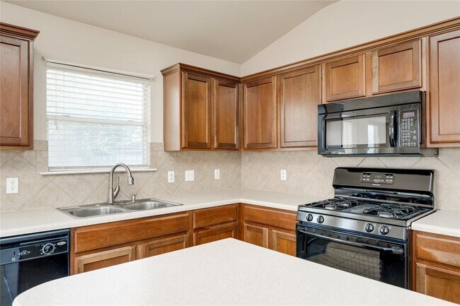 Building Photo - 2509 Pearson Way