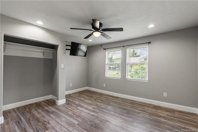 Building Photo - 1613 West St