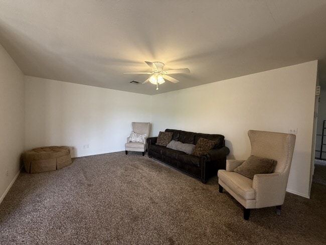 Building Photo - 2210 S Bluestone St