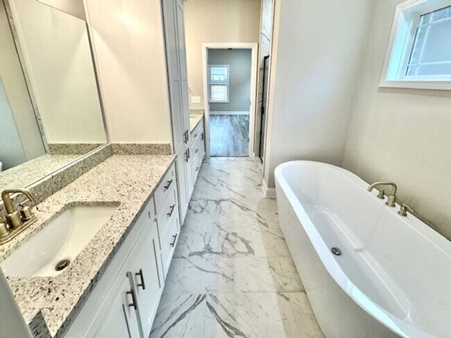 Building Photo - Now Leasing a Brand New 4-Bedroom 2.5 Bath Home in Cordova located off of Houston Levee and Walnu...