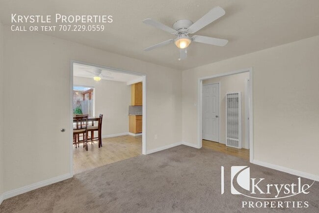 Building Photo - Lovely bungalow in the beautiful, rural co...