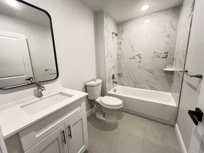 Building Photo - GREAT 3 BD/2BA Home in Ocala!!