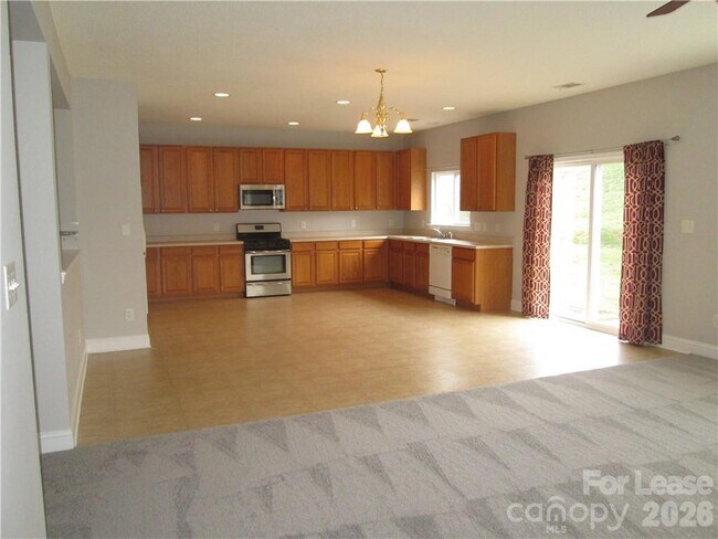 Building Photo - 12623 Cumberland Cove Dr