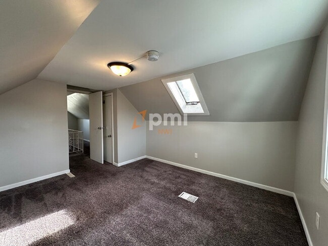 Building Photo - 7414 Tapper Ave