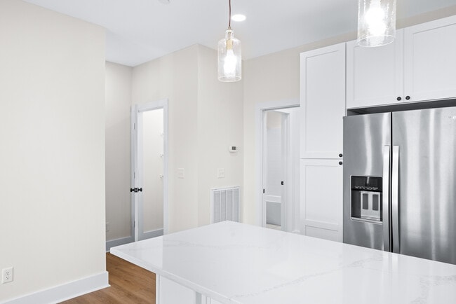 Building Photo - 1431 Spring Pointe Ln