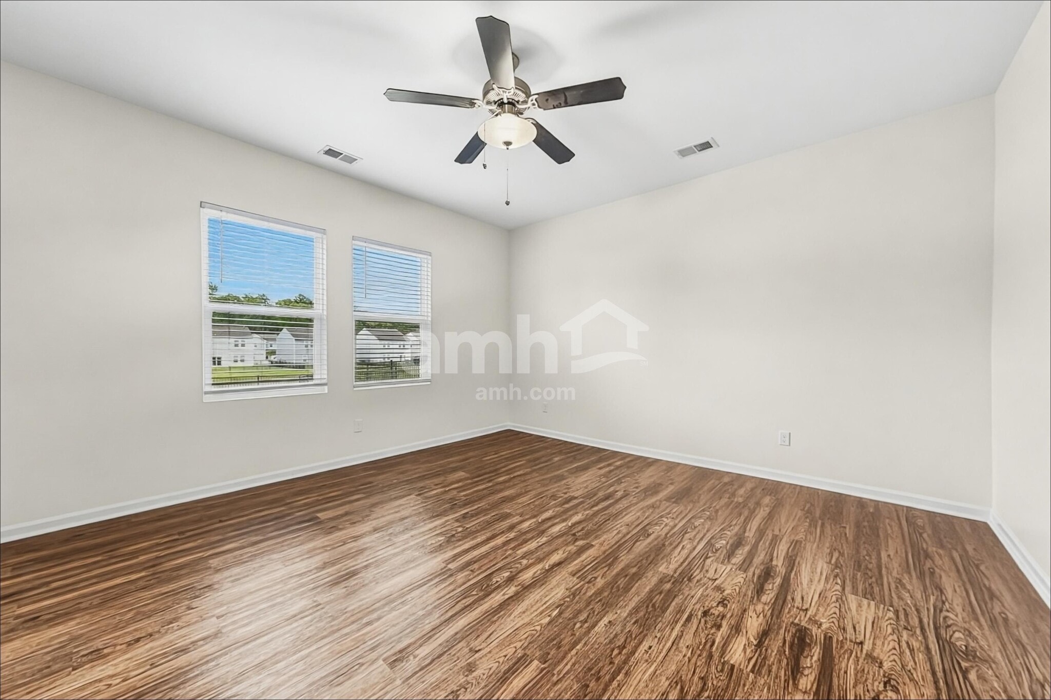 Building Photo - 191 Orion Way