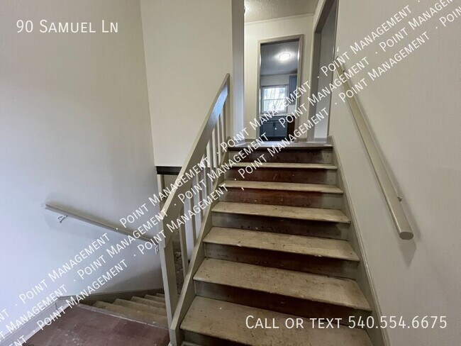 Building Photo - 90 Samuel Ln