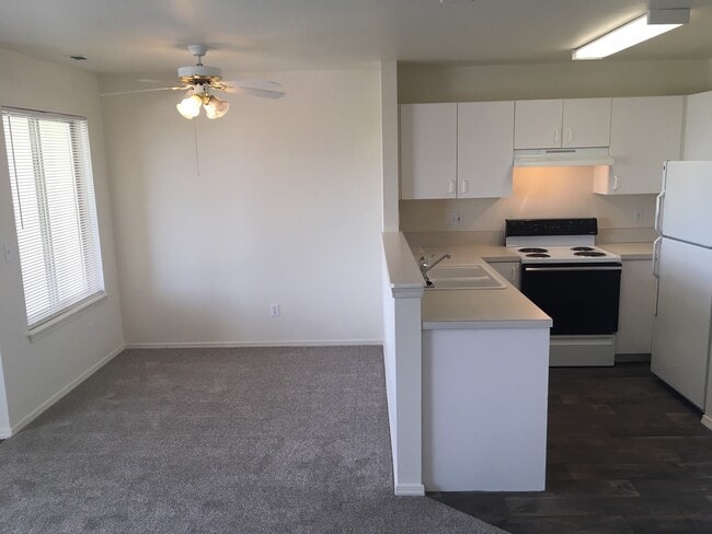 Open dining and kitchen - 2709 Wildwood Cir