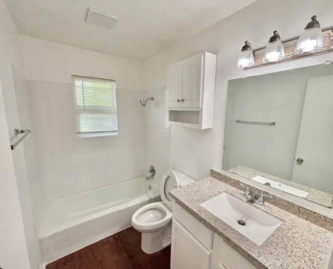 Building Photo - AVAILABLE NOW; APPLY AT OUR WEBSITE TODAY!!