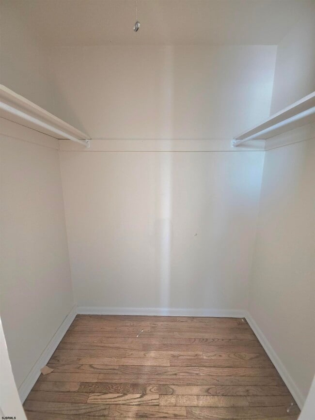 Building Photo - 2304 Hamilton Ave