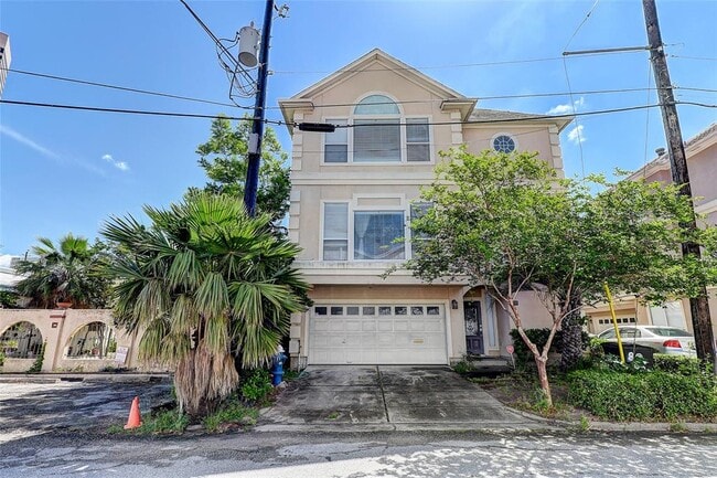 Primary Photo - 803 Rosine St