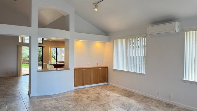 Building Photo - For Rent - 95-1028 Koliliko St.