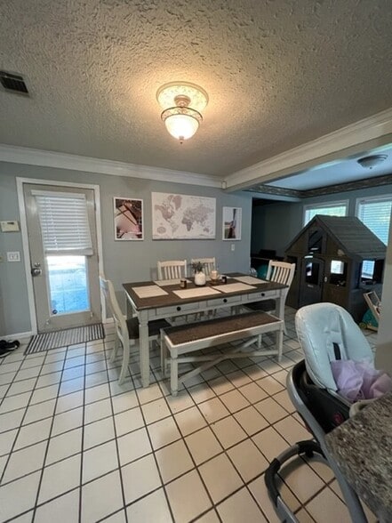 Building Photo - 40 Big Tom Rd