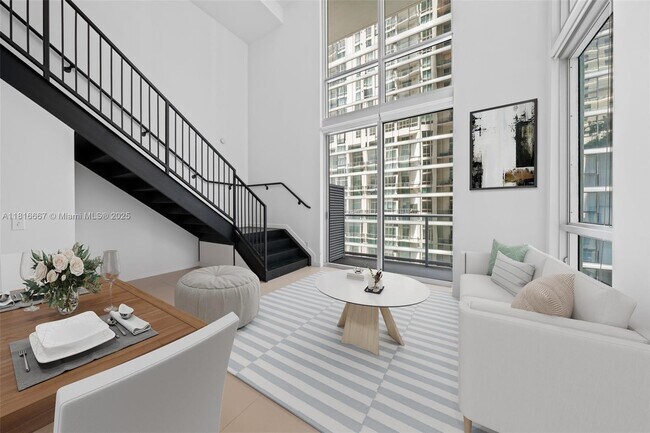 Building Photo - 300 S Biscayne Blvd