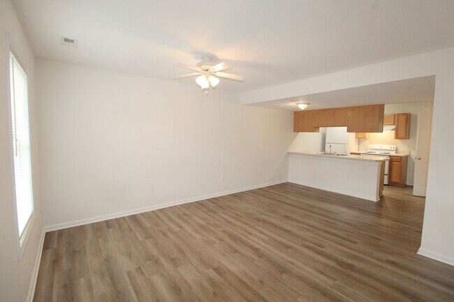 Building Photo - 189 Griffin Ln