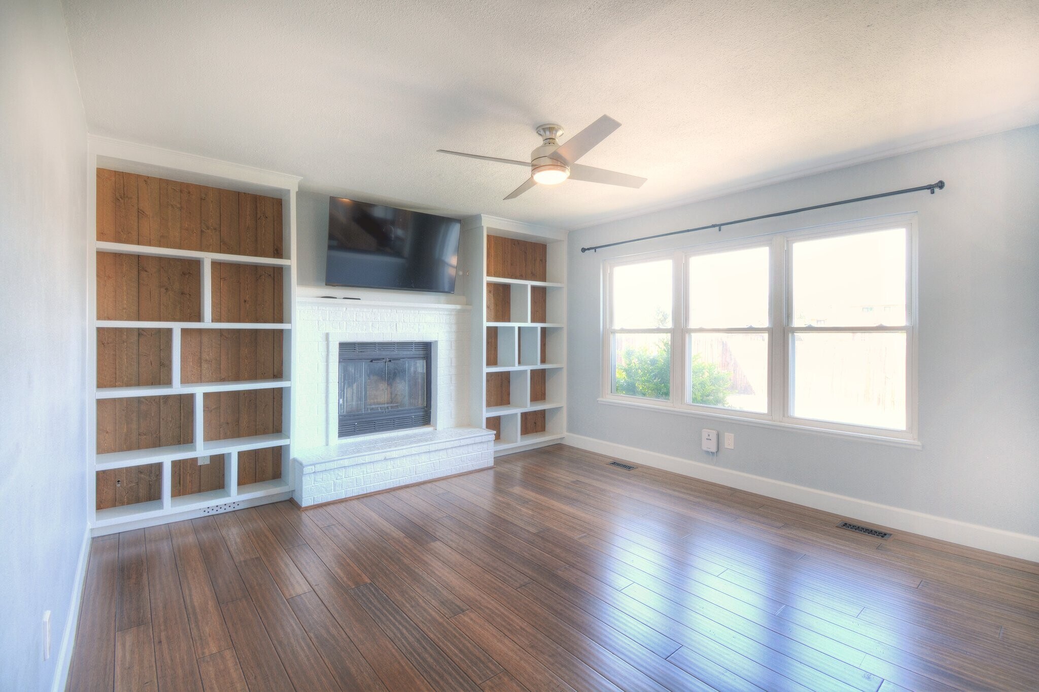 Building Photo - 1276 Canoe Creek Dr N