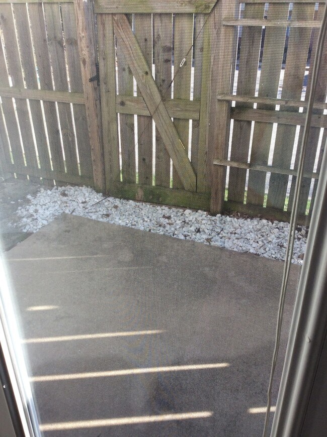 Building Photo - Available July 31st, 2026!