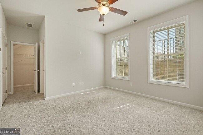 Building Photo - 4240 Hickory Pne Aly