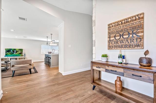 Building Photo - 3151 Kinkaid Dr