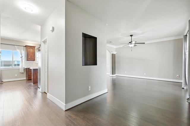 Building Photo - 1420 Tudor Dr