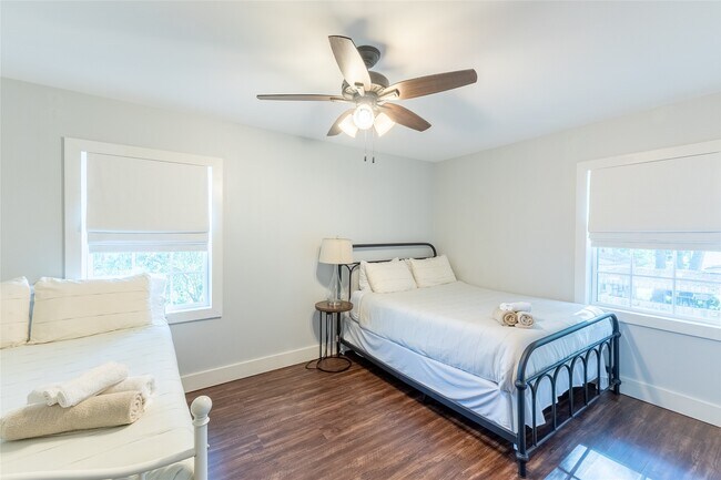 Building Photo - 14510 Henry Calfee Dr