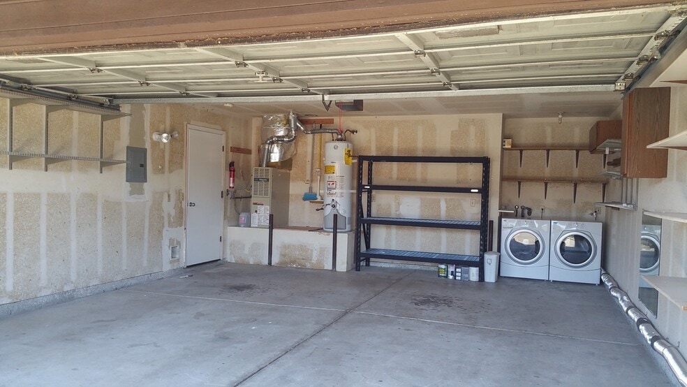 Garage - 90 Holstrom Cir