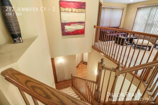 Building Photo - 292 Jennifer Ct