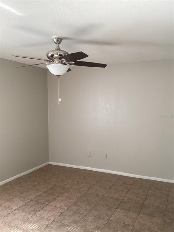 Building Photo - 2050 Bowen Dr