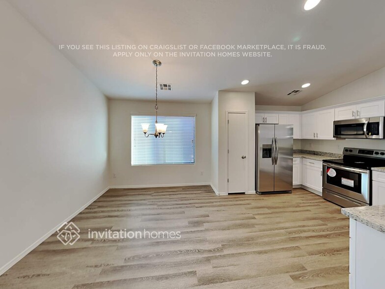 Building Photo - 41715 N Ranch Dr