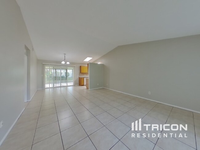 Building Photo - 12765 Ohio Woods Ln