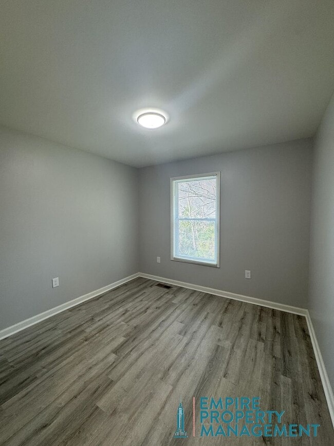 Building Photo - 9006 Mahogany Row SE