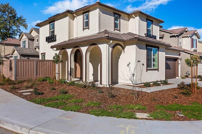 Building Photo - 3012 Vasquez Ct