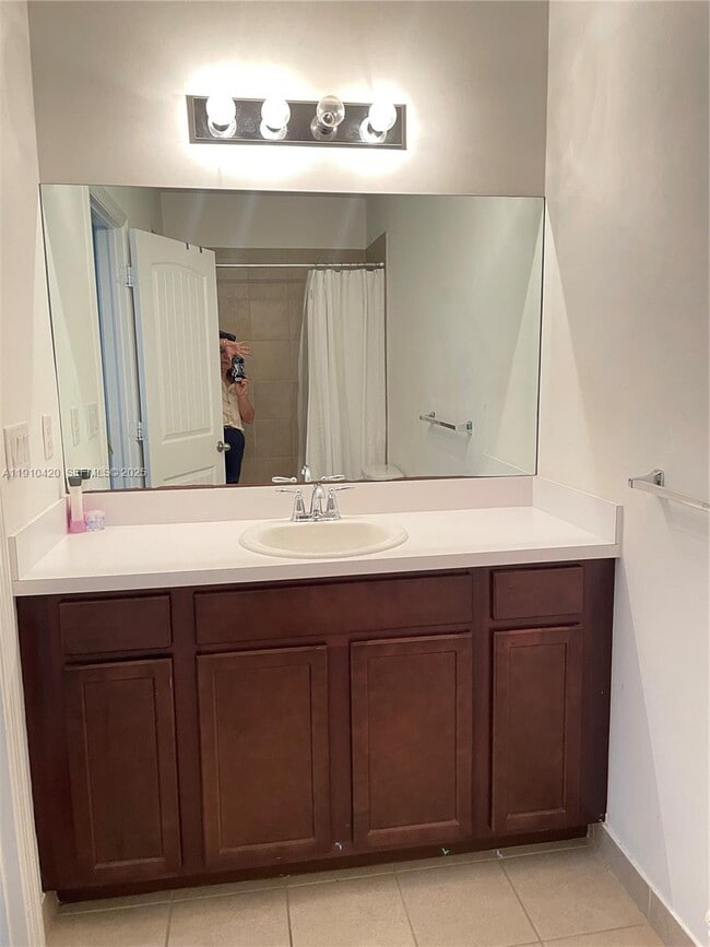 Building Photo - 27563 SW 139th Pl