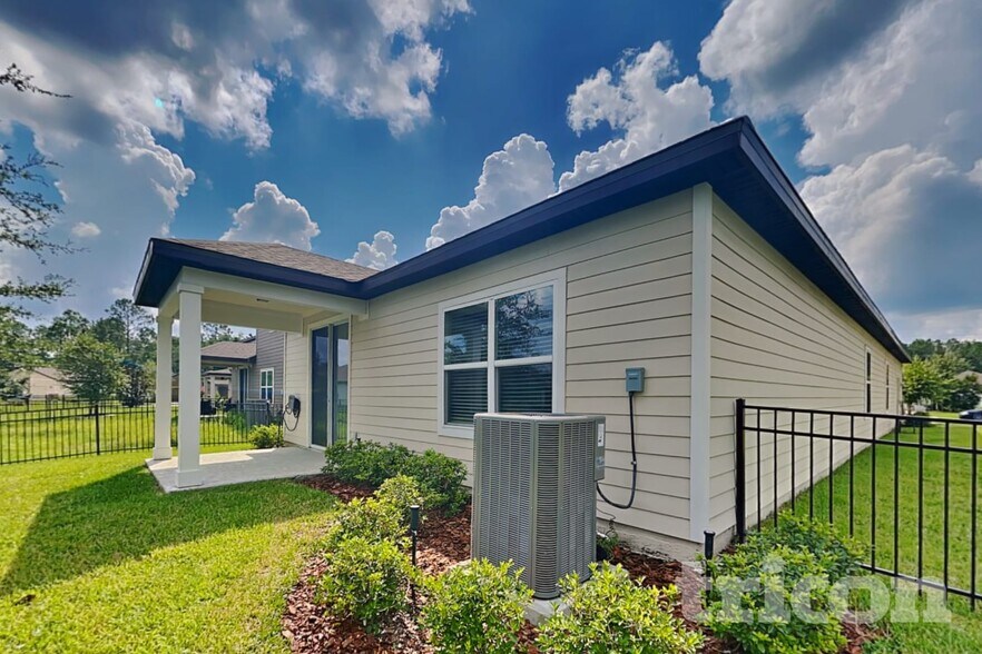 Building Photo - 523 Falcon Ridge Rd