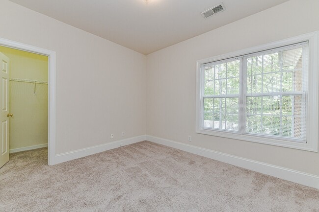 Building Photo - 3420 Archdale Dr