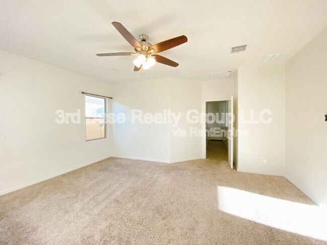 Building Photo - 20472 W Park Meadows Dr
