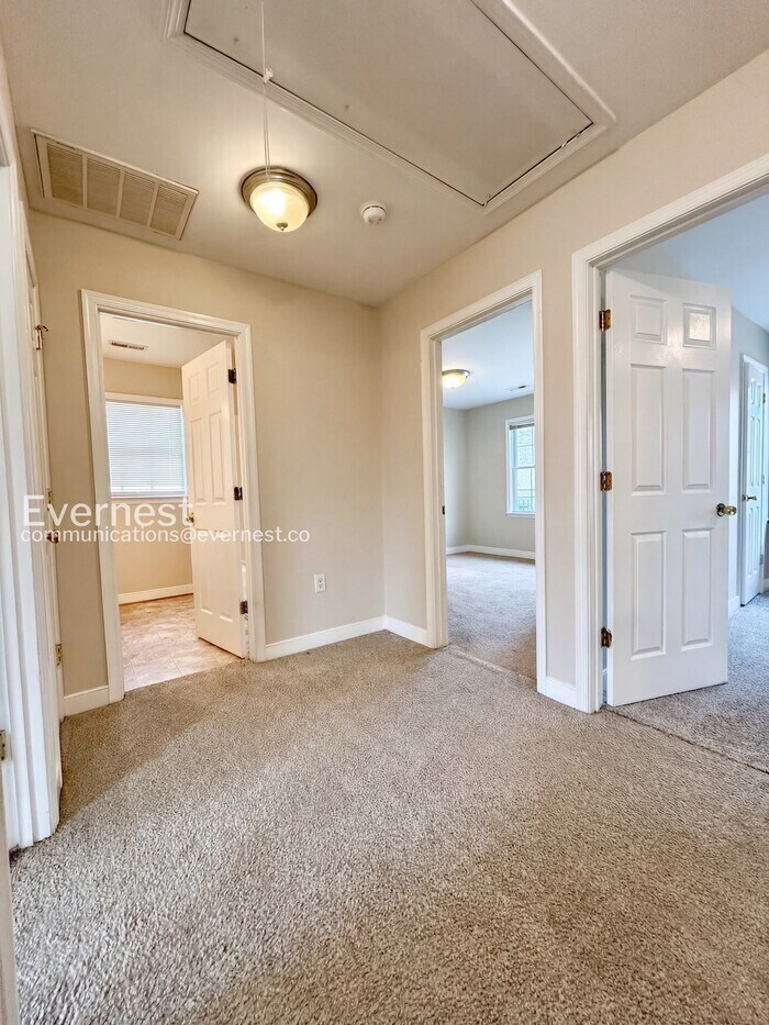 Building Photo - 1713 Jacquelin St